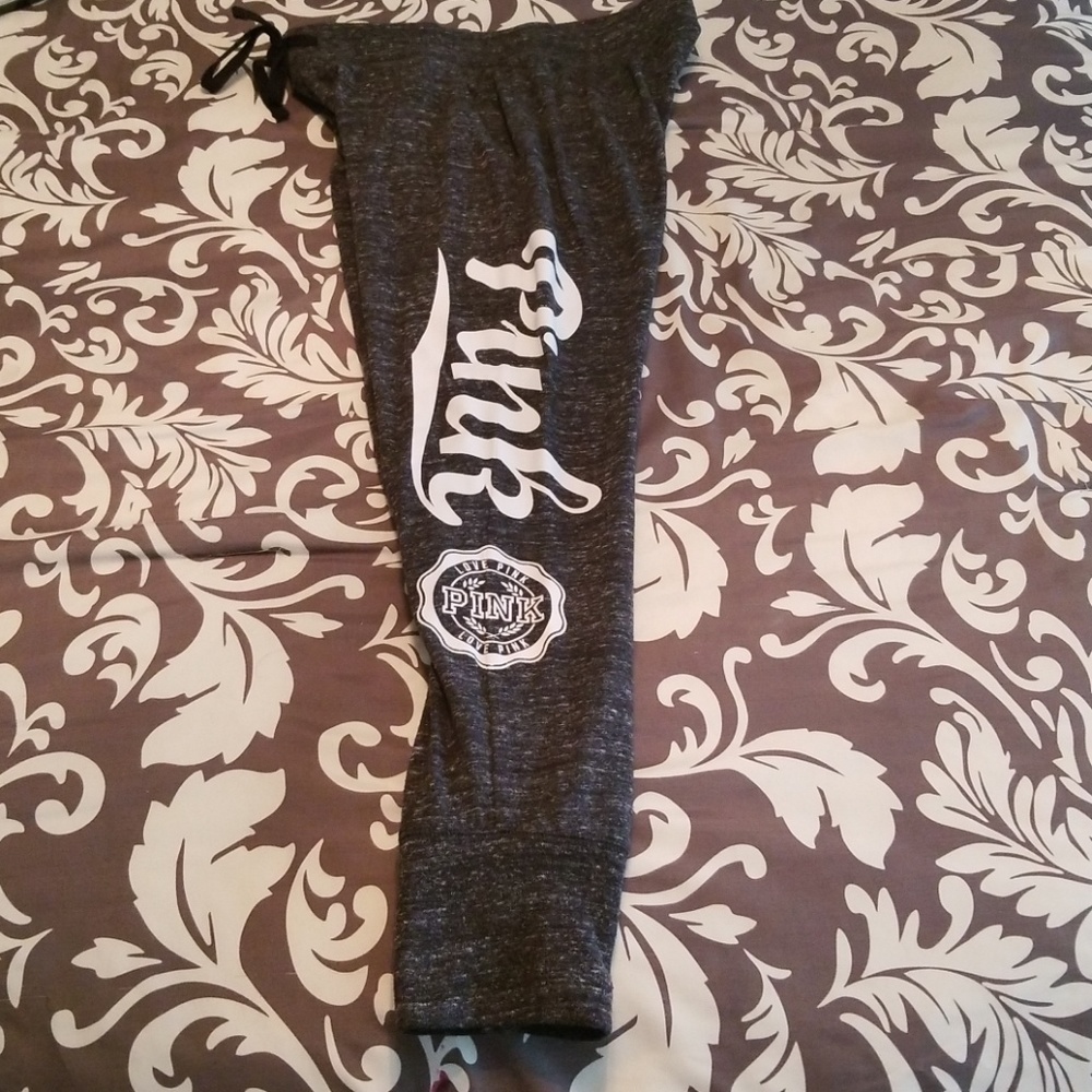 PINK VICTORIA SECERT SWEATPANTS